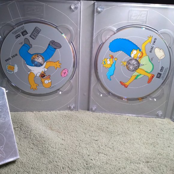 The Simpsons Complete first season 3 disk set - Picture 3 of 6
